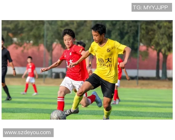 黄强专访揭秘足球成功背后的秘诀与奋斗故事